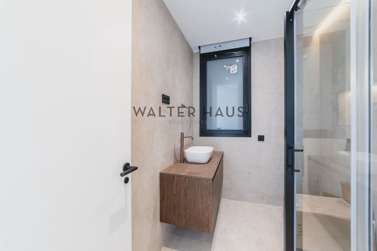 3 soverom Villa til salgs i Madrid by med svømmebasseng - € 1 598 000 (Ref: 9013108)