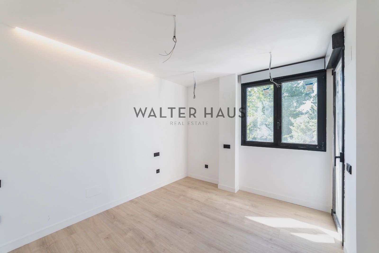 3 soverom Villa til salgs i Madrid by med svømmebasseng - € 1 598 000 (Ref: 9013108)