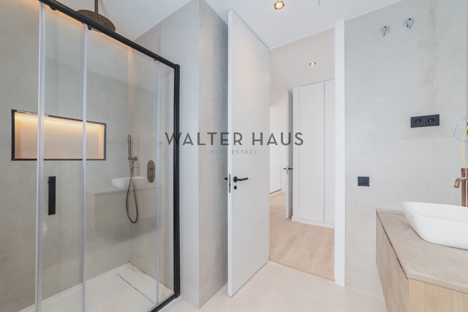 3 soverom Villa til salgs i Madrid by med svømmebasseng - € 1 598 000 (Ref: 9013108)