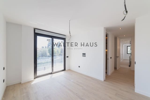 3 bedroom Villa for sale in Madrid city with pool - € 1,598,000 (Ref: 9013108)