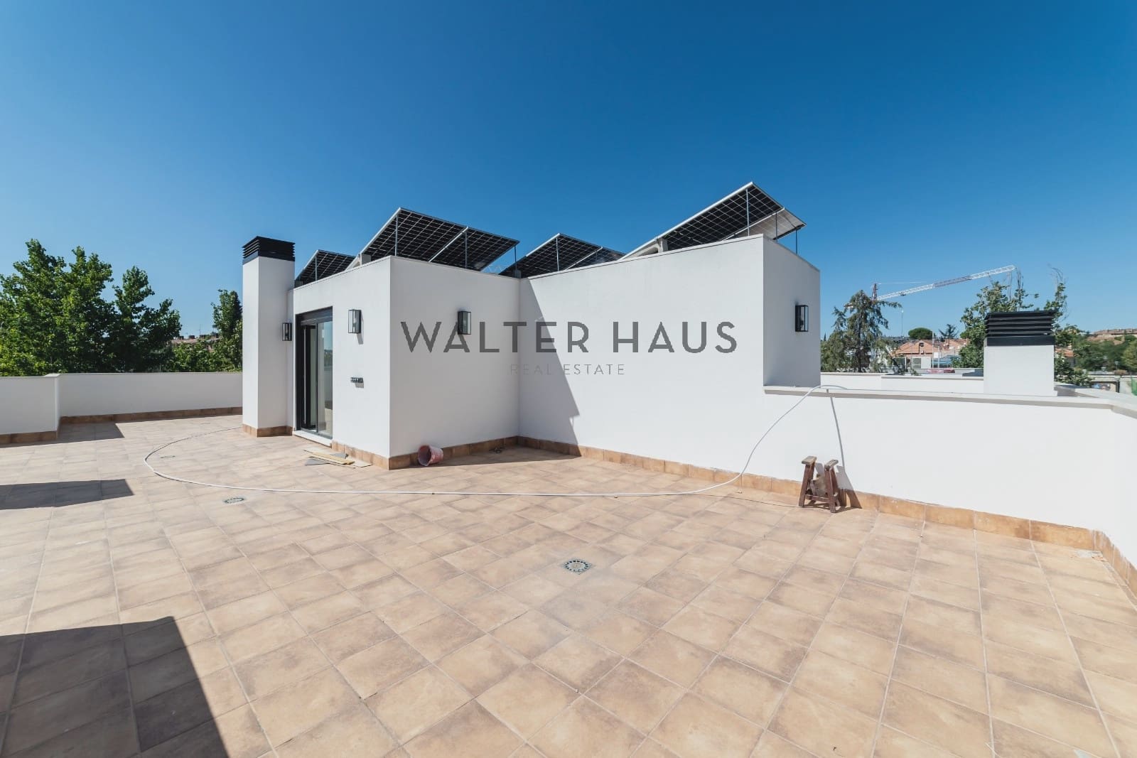 3 soverom Villa til salgs i Madrid by med svømmebasseng - € 1 598 000 (Ref: 9013108)