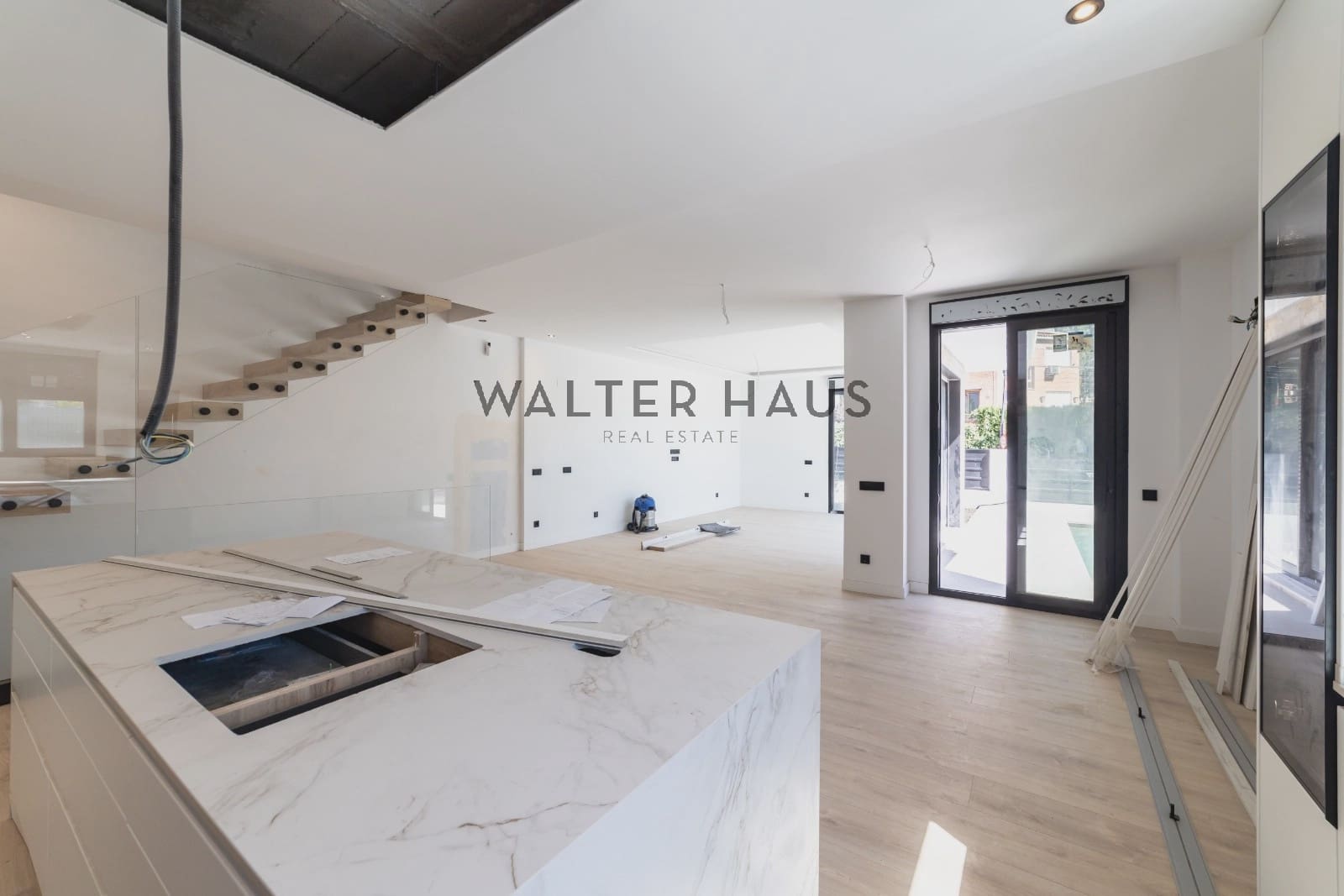 3 soverom Villa til salgs i Madrid by med svømmebasseng - € 1 598 000 (Ref: 9013108)