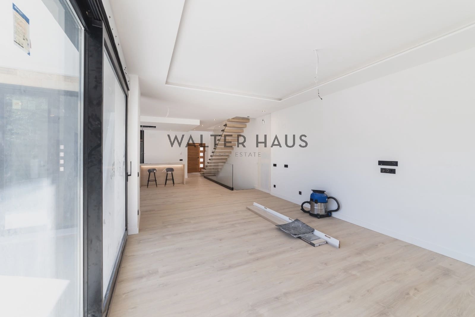 3 soverom Villa til salgs i Madrid by med svømmebasseng - € 1 598 000 (Ref: 9013108)