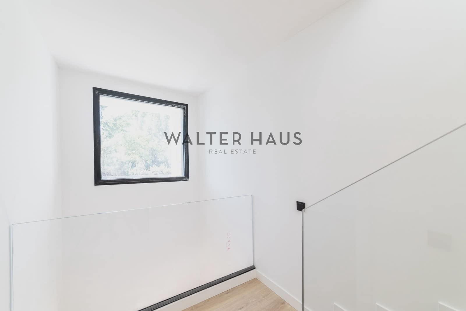 3 soverom Villa til salgs i Madrid by med svømmebasseng - € 1 598 000 (Ref: 9013108)