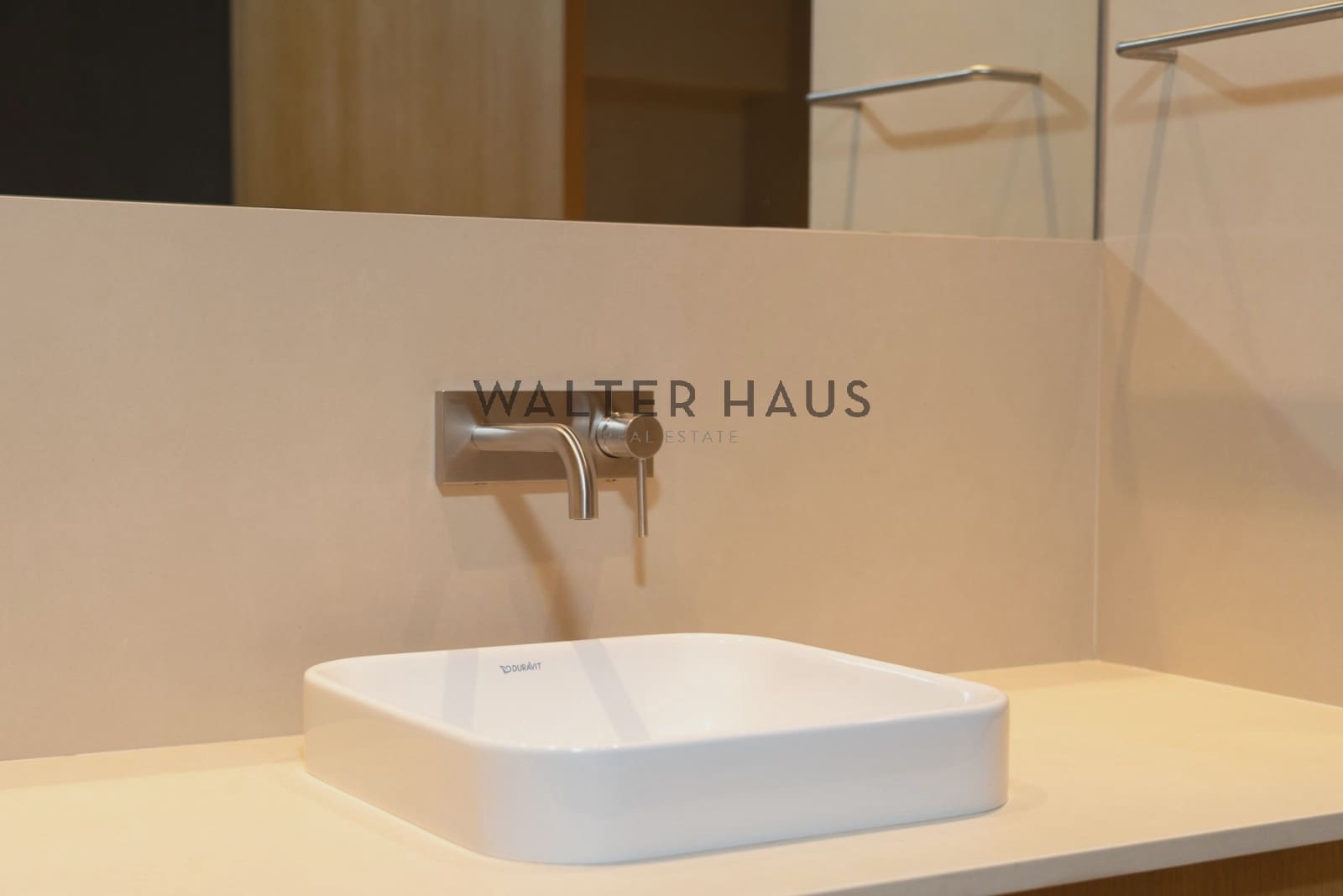 4 soveværelse Lejlighed til salg i Barcelona by med swimmingpool - € 1.773.000 (Ref: 9015483)