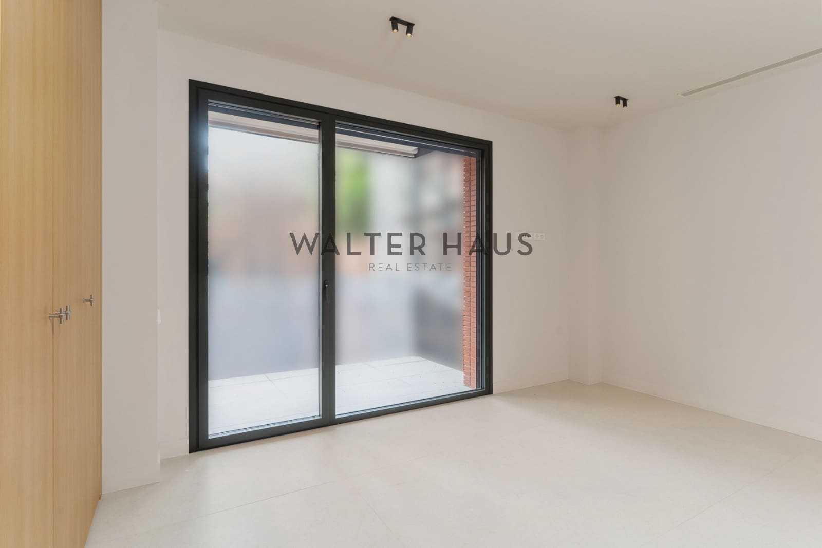 4 soveværelse Lejlighed til salg i Barcelona by med swimmingpool - € 1.773.000 (Ref: 9015483)