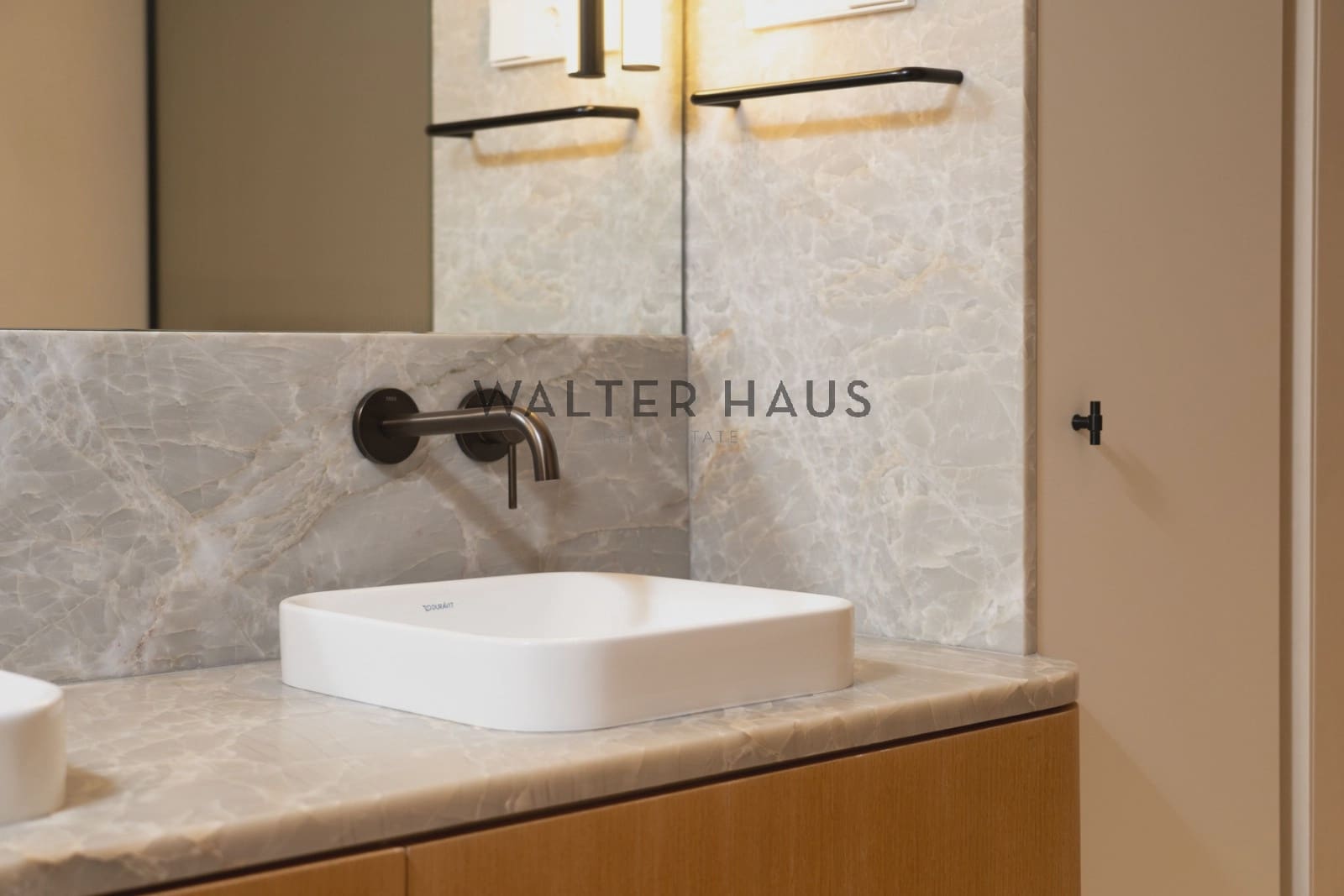 4 soveværelse Lejlighed til salg i Barcelona by med swimmingpool - € 1.773.000 (Ref: 9015483)