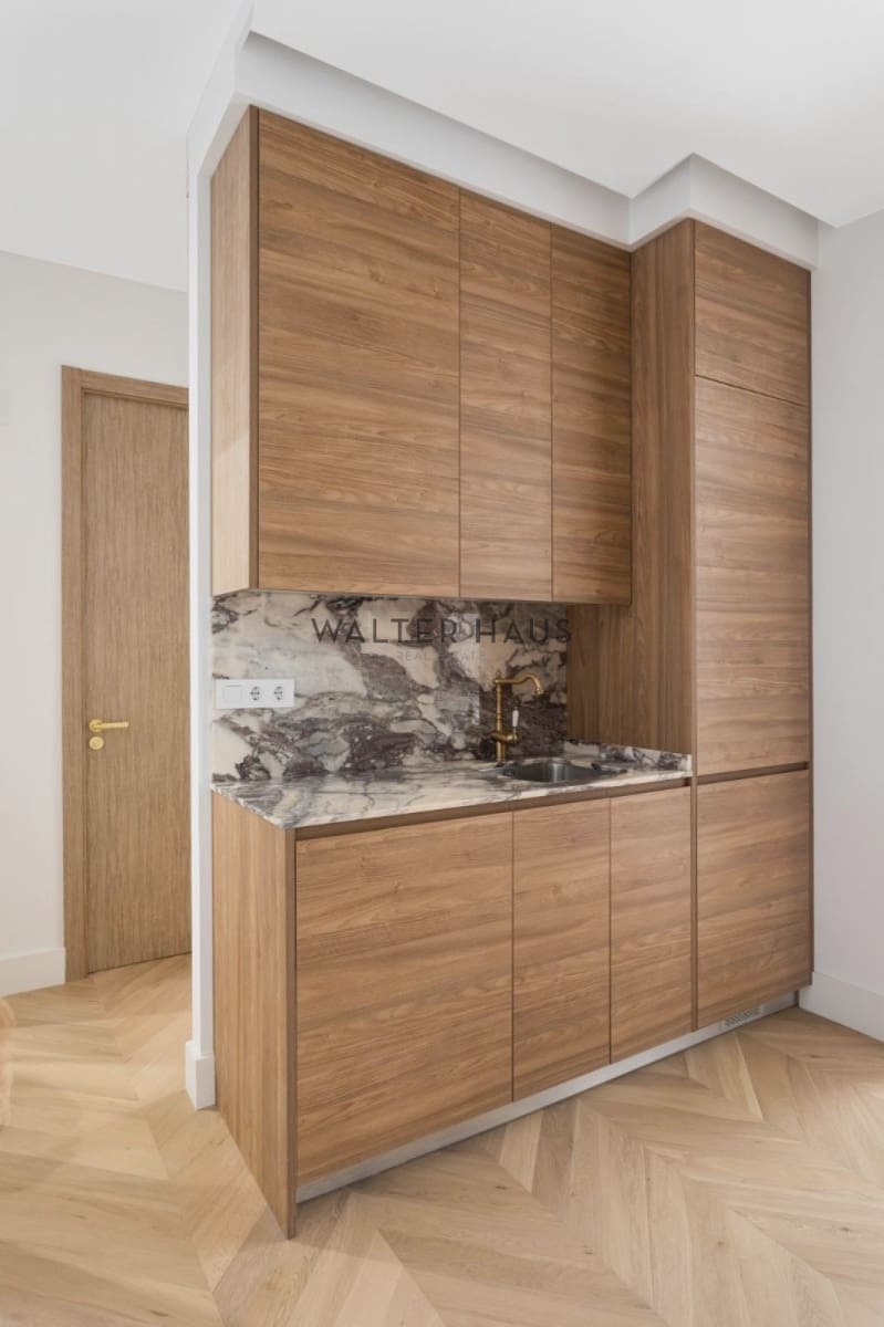 2 soveværelse Lejlighed til salg i Madrid by med swimmingpool - € 790.000 (Ref: 9019554)