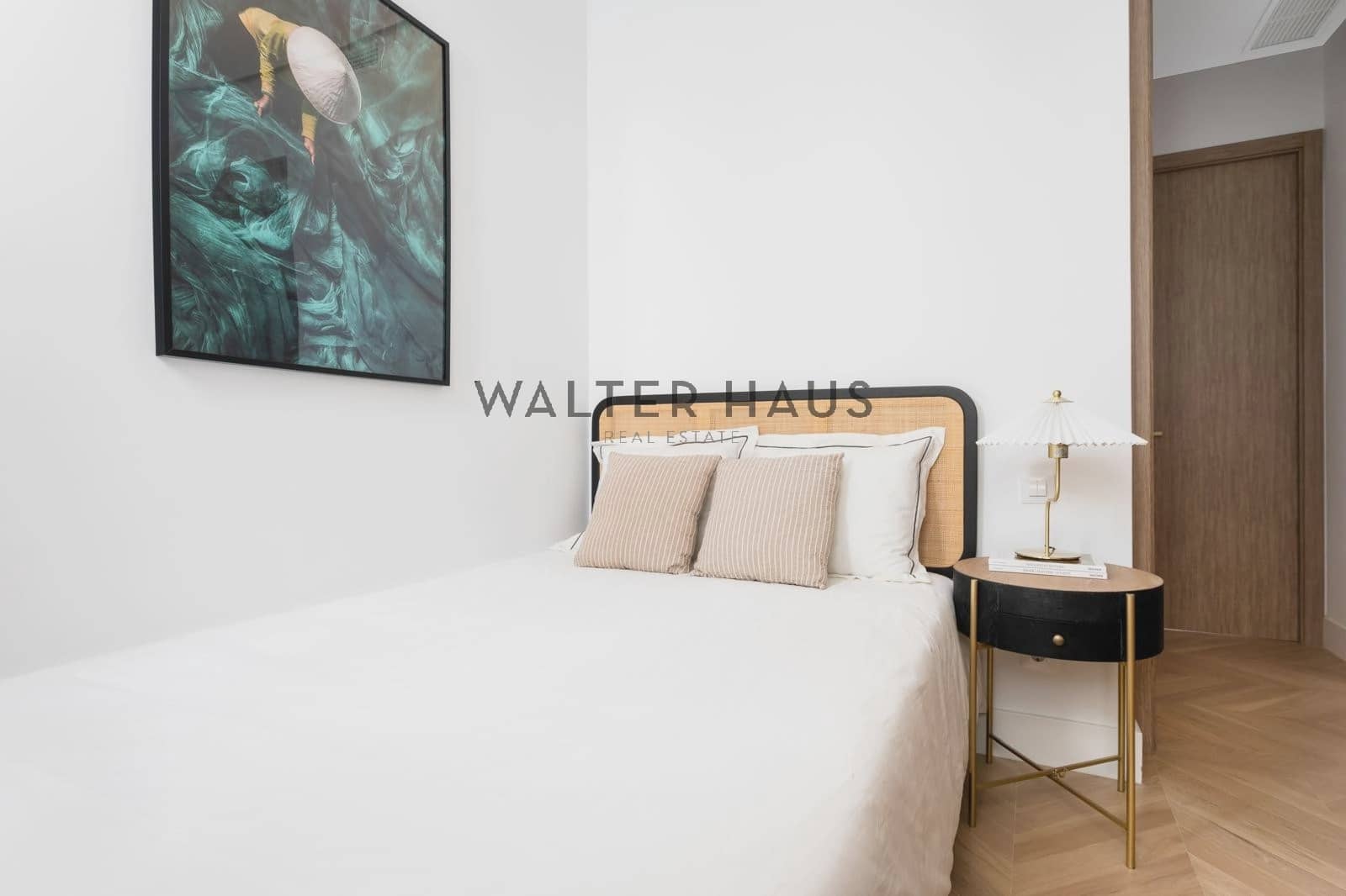 2 soveværelse Lejlighed til salg i Madrid by med swimmingpool - € 790.000 (Ref: 9019554)