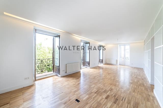 3 sovrum Lägenhet till salu i Justicia, Madrid stad med pool - 2 950 000 € (Ref: 9028476)