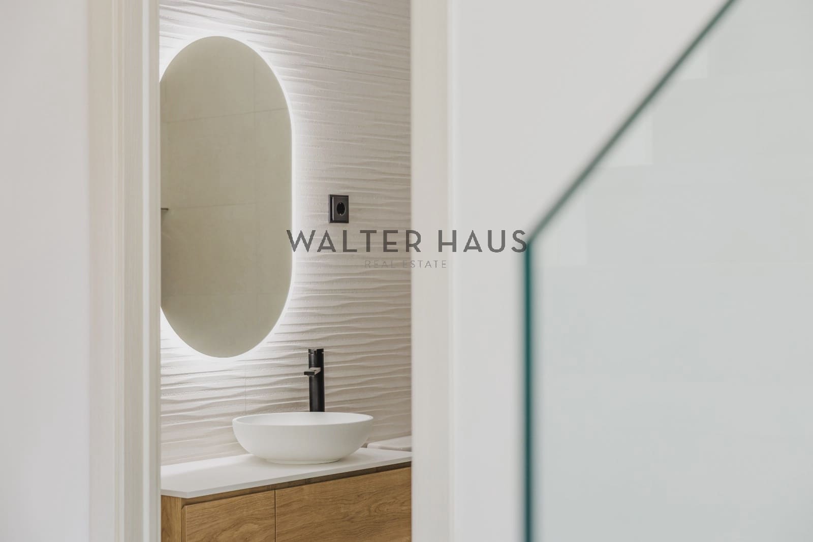 4 soveværelse Villa til salg i S'Agaro med swimmingpool - € 1.295.000 (Ref: 9035641)