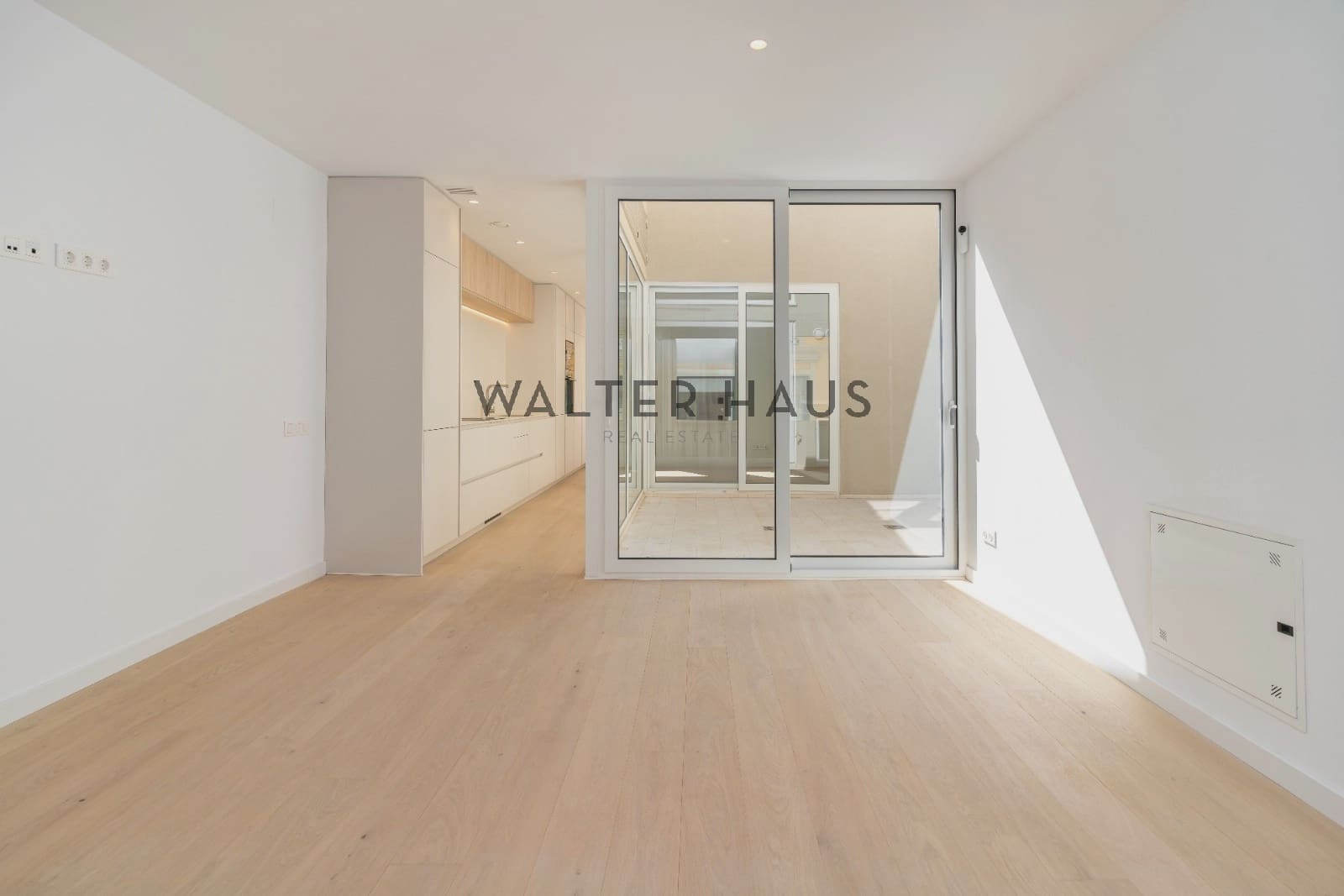 3 soveværelse Penthouse til salg i Barcelona by - € 890.000 (Ref: 9035642)