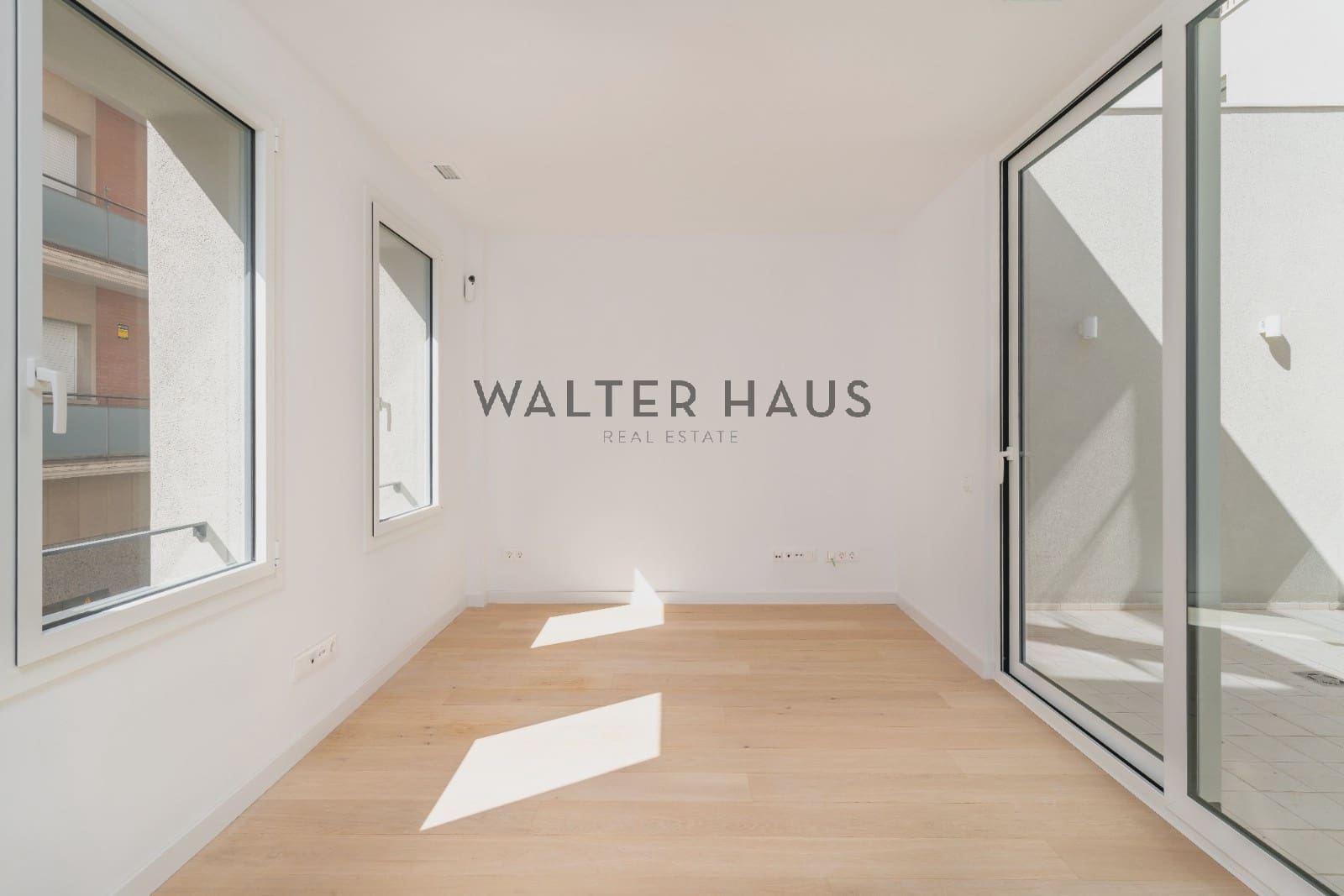 3 soveværelse Penthouse til salg i Barcelona by - € 890.000 (Ref: 9035642)