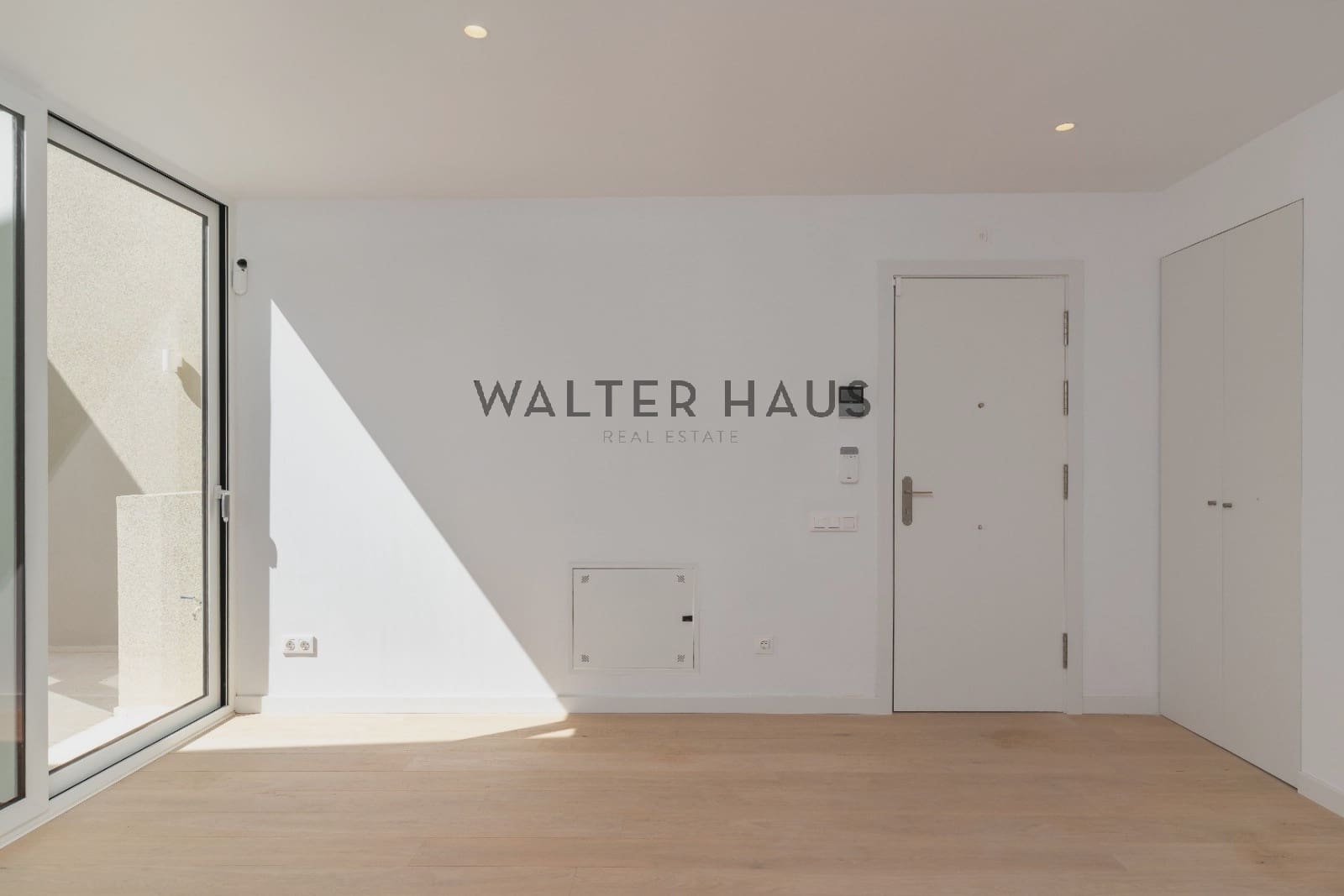 3 soveværelse Penthouse til salg i Barcelona by - € 890.000 (Ref: 9035642)