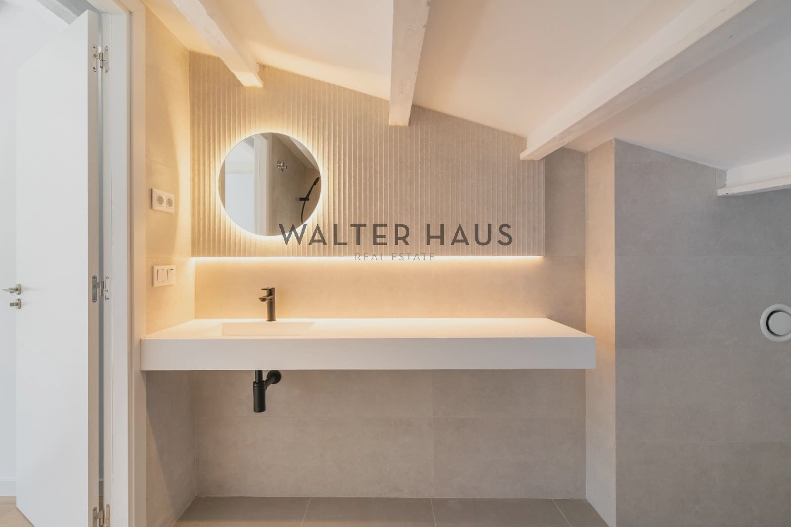 3 soveværelse Penthouse til salg i Barcelona by - € 890.000 (Ref: 9035642)