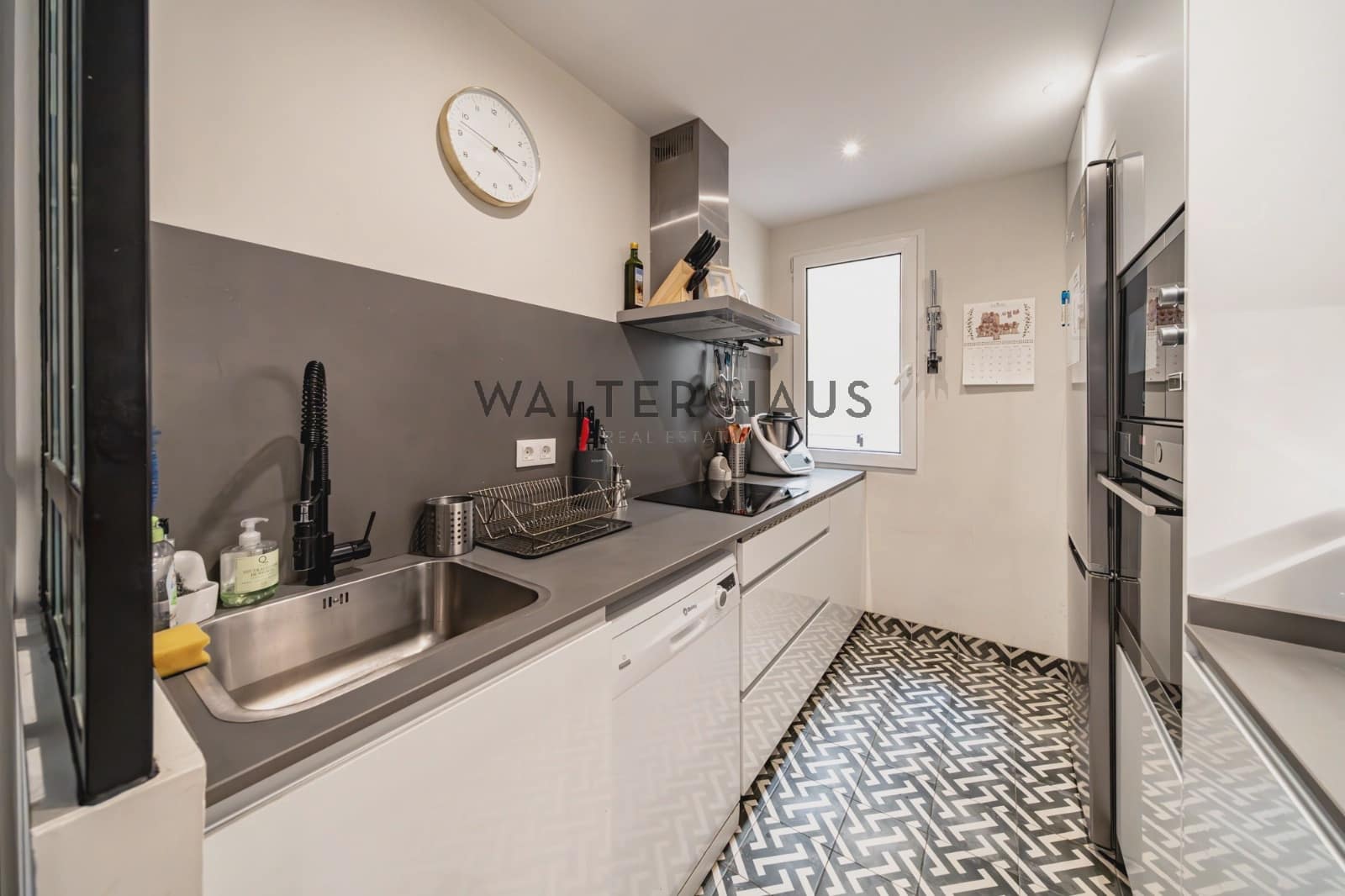 3 soveværelse Lejlighed til salg i Madrid by - € 1.195.000 (Ref: 9036081)