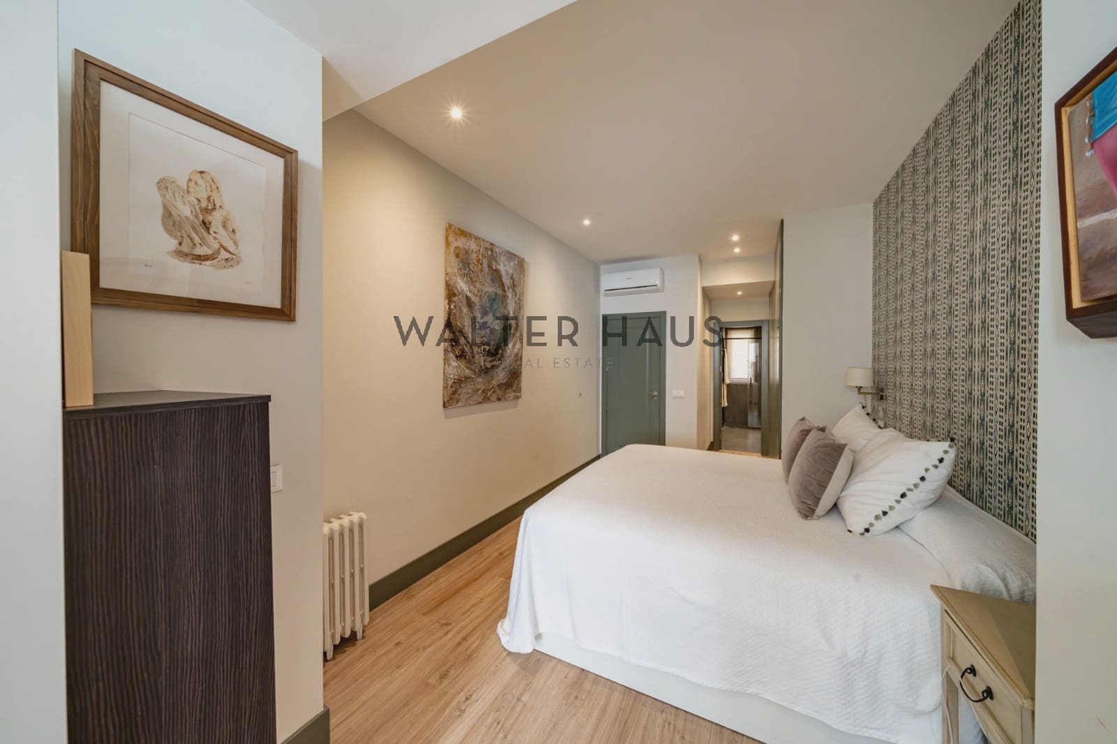 3 soveværelse Lejlighed til salg i Madrid by - € 1.195.000 (Ref: 9036081)