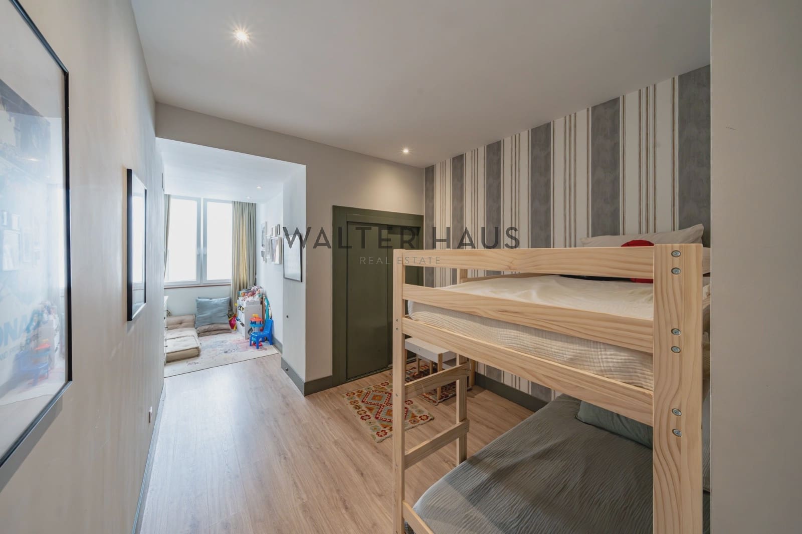 3 soveværelse Lejlighed til salg i Madrid by - € 1.195.000 (Ref: 9036081)