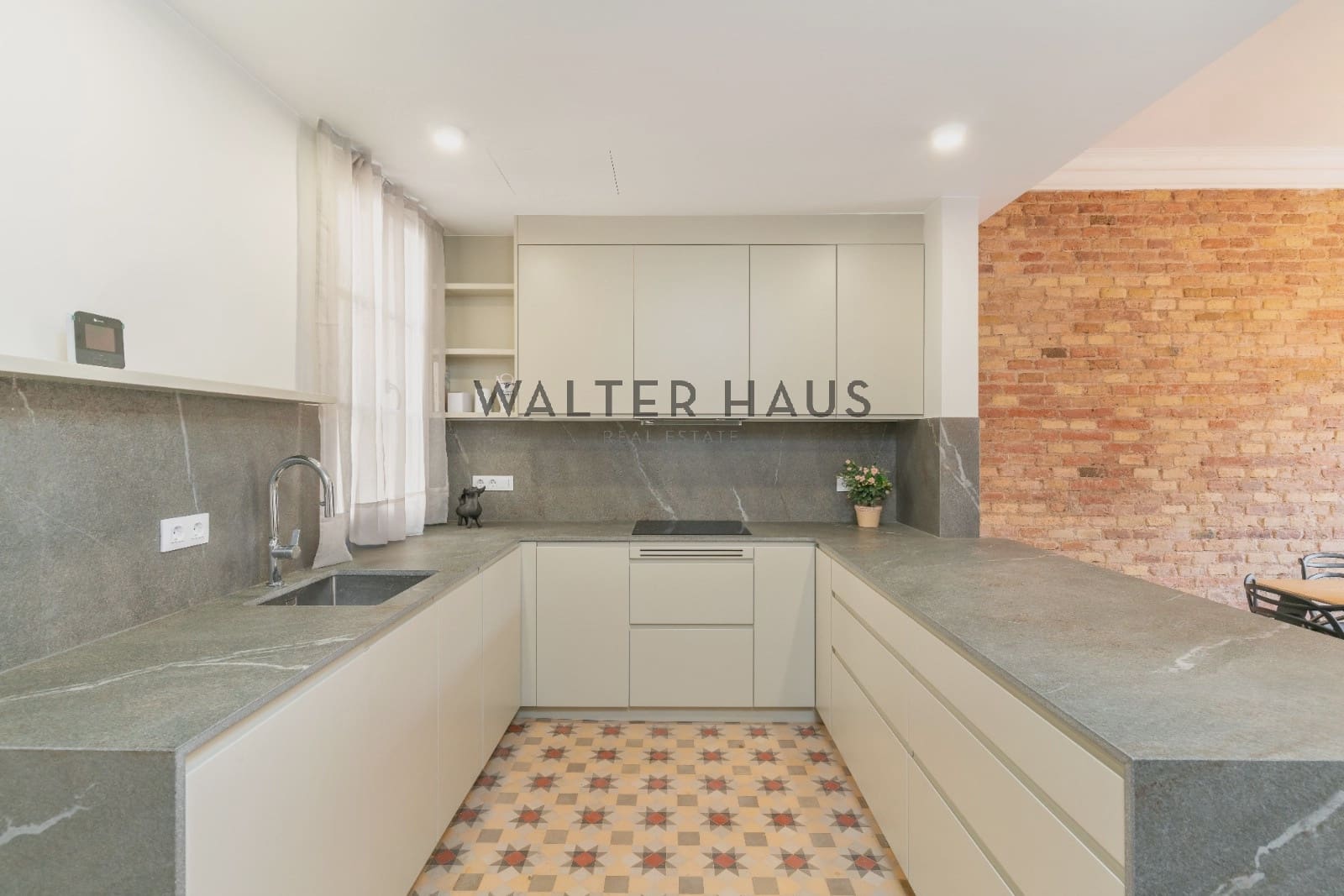 3 soveværelse Lejlighed til salg i Barcelona by - € 1.250.000 (Ref: 9044788)