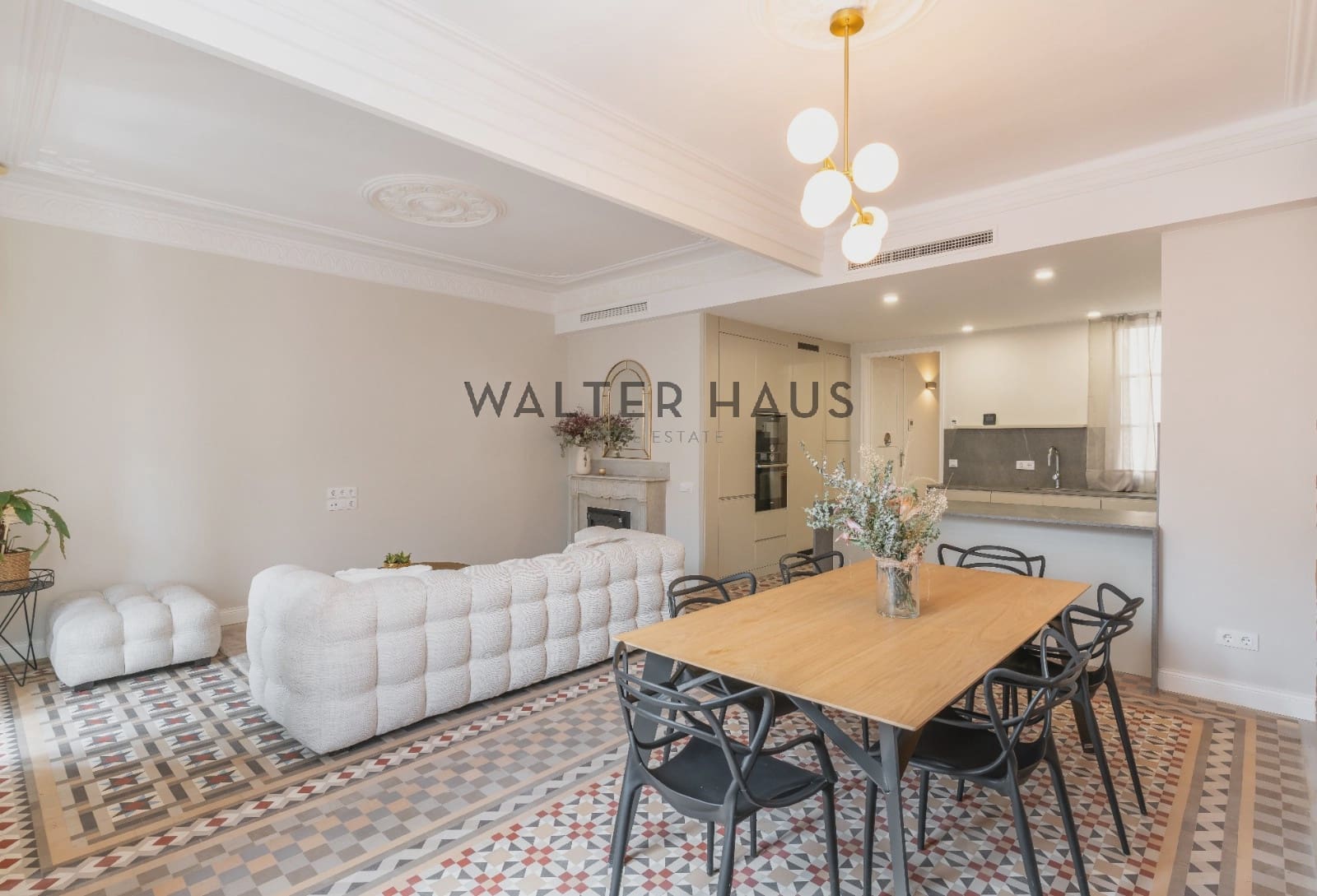 3 soveværelse Lejlighed til salg i Barcelona by - € 1.250.000 (Ref: 9044788)