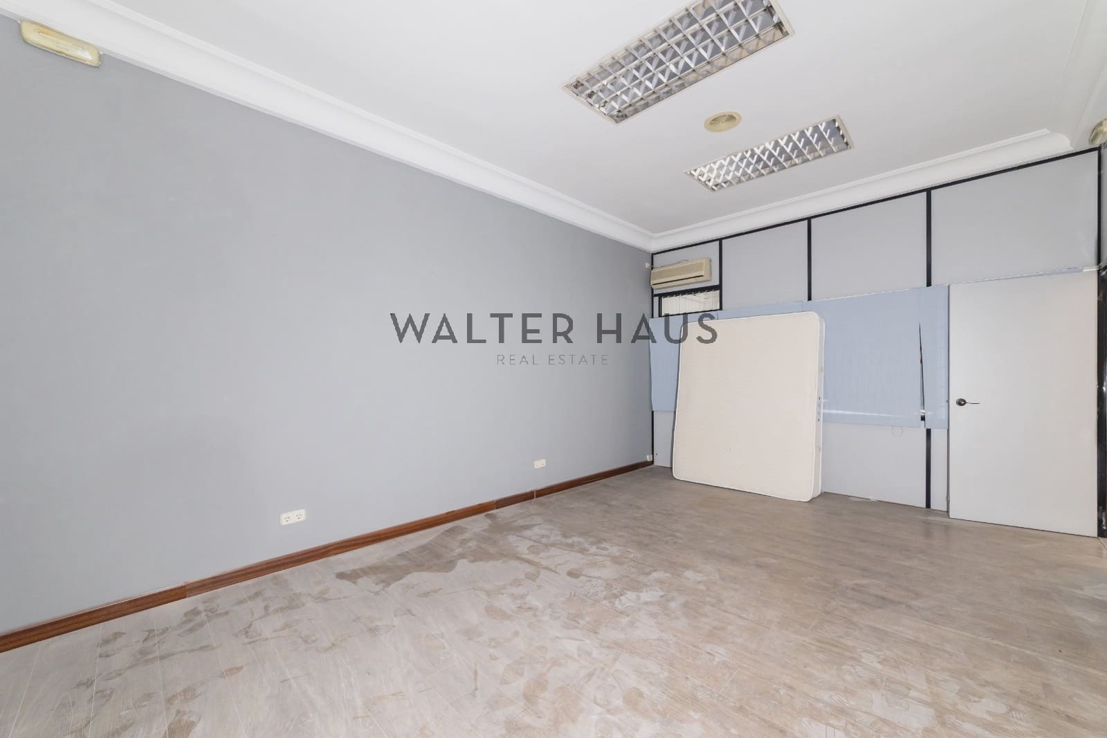 3 soverom Kontor til salgs i Madrid by - € 520 000 (Ref: 9046368)