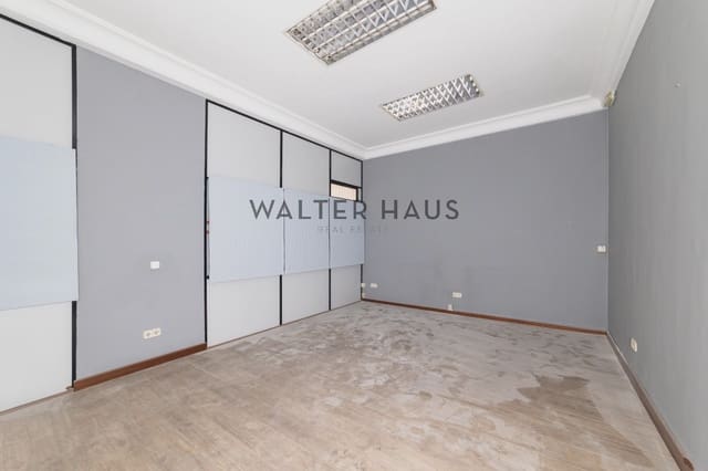 3 bedroom Office for sale in Goya, Madrid city - € 520,000 (Ref: 9046368)