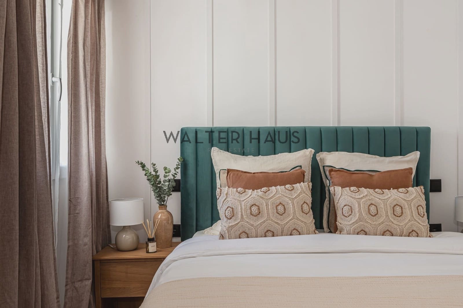 3 soveværelse Lejlighed til salg i Madrid by - € 1.390.000 (Ref: 9050145)