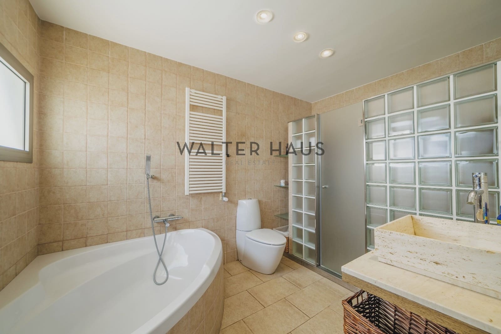 4 bedroom Villa for sale in Calonge i Sant Antoni with pool - € 995,000 (Ref: 9050146)