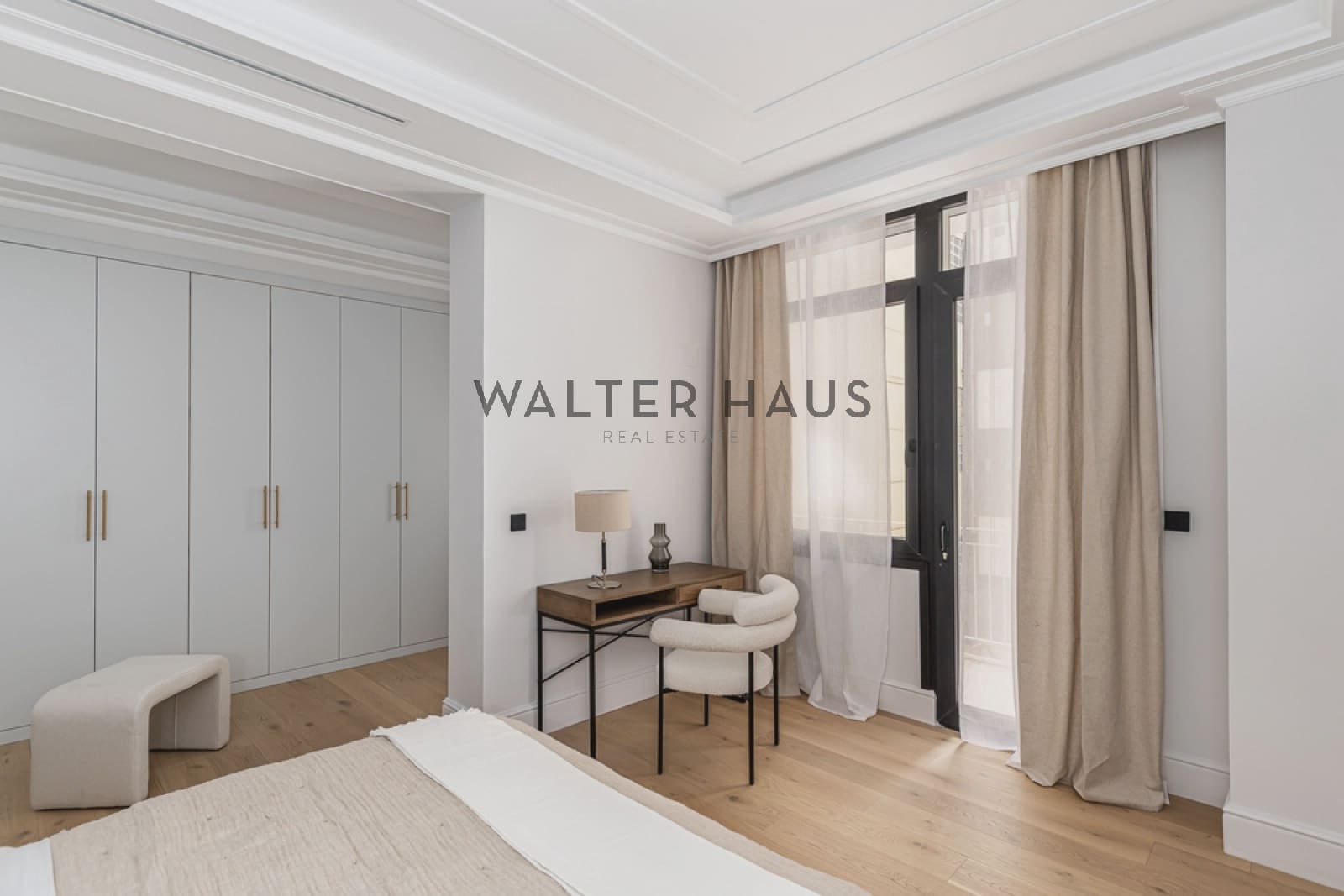 3 soveværelse Lejlighed til salg i Madrid by - € 1.900.000 (Ref: 9050460)