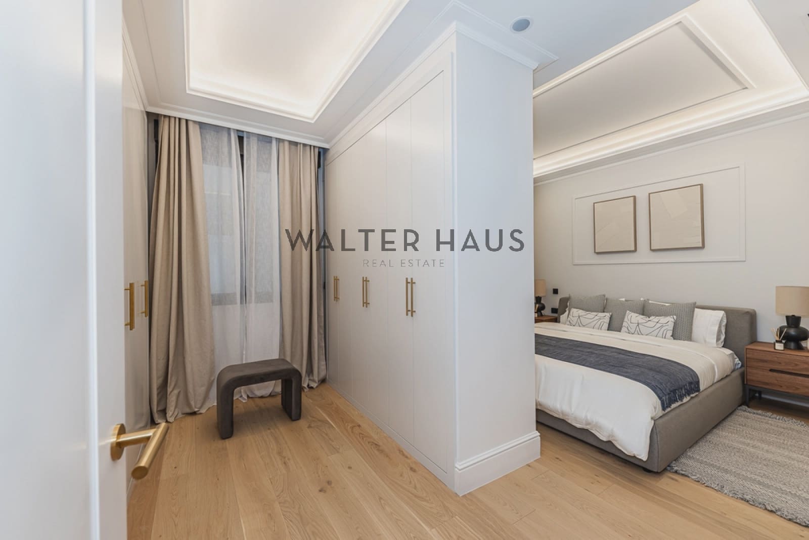 3 soveværelse Lejlighed til salg i Madrid by - € 1.900.000 (Ref: 9050460)