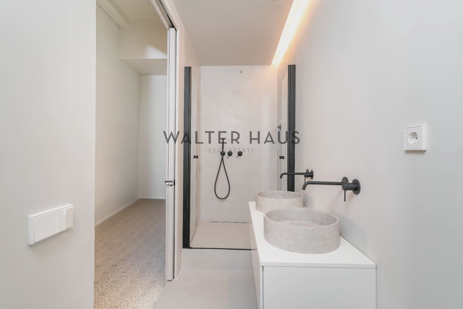 3 soveværelse Lejlighed til salg i Barcelona by - € 745.000 (Ref: 9057011)