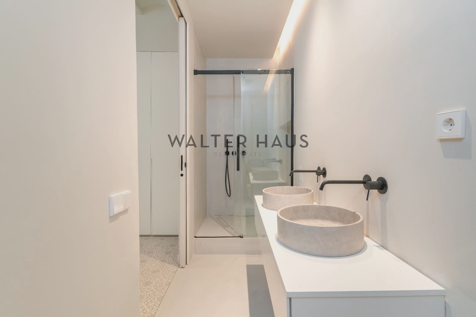 3 soveværelse Lejlighed til salg i Barcelona by - € 745.000 (Ref: 9057011)