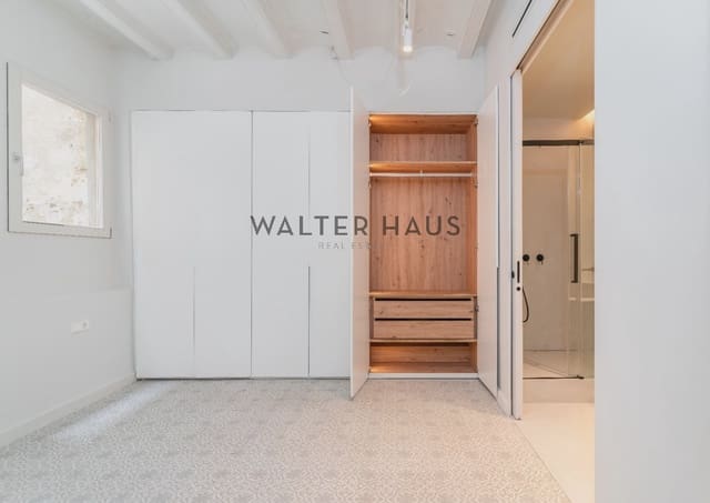 3 bedroom Flat for sale in Sant Pere, Santa Caterina i La Ribera, Barcelona city - € 745,000 (Ref: 9057011)