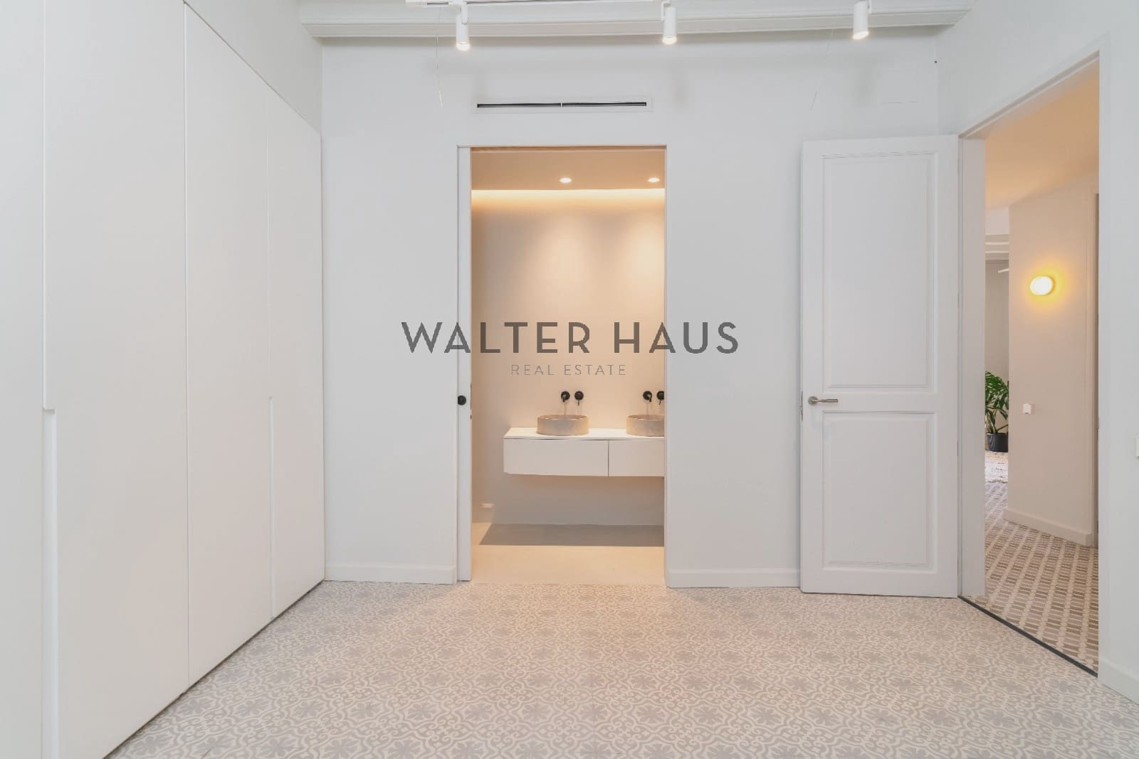 3 soveværelse Lejlighed til salg i Barcelona by - € 745.000 (Ref: 9057011)