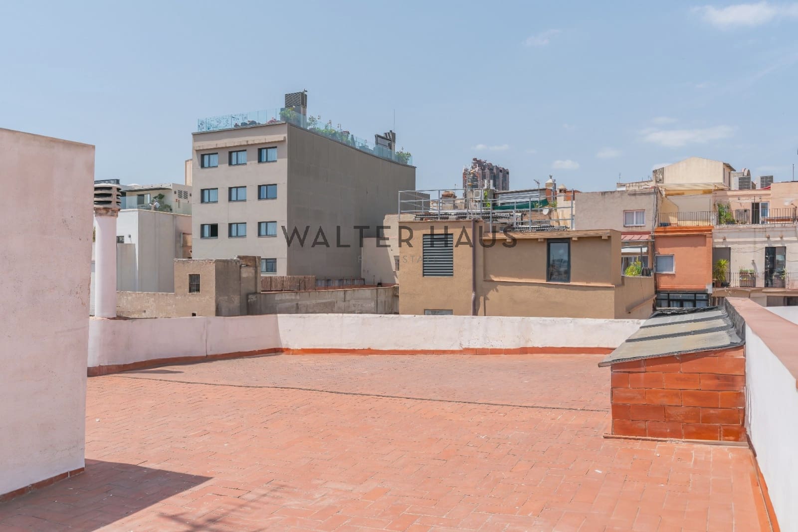 3 soveværelse Lejlighed til salg i Barcelona by - € 745.000 (Ref: 9057011)