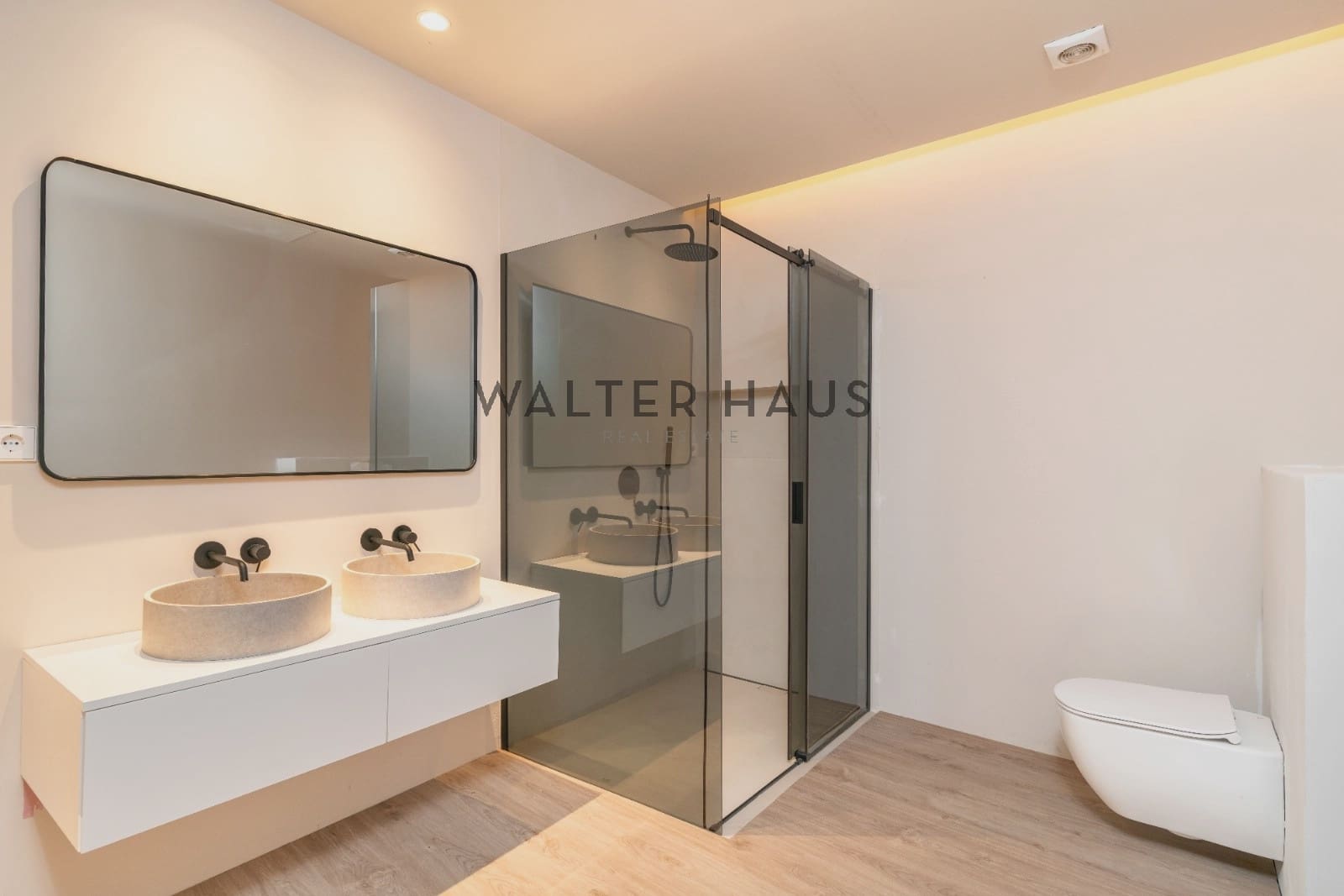 2 makuuhuone Asunto myytävänä paikassa Barcelona kaupunki - 645 000 € (Ref: 9057012)