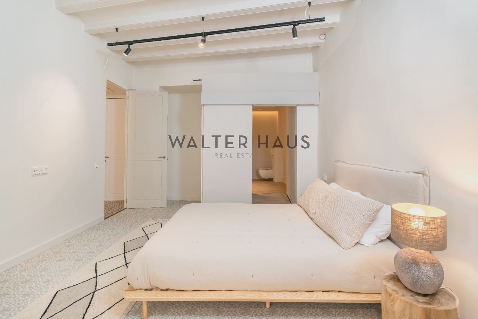 2 makuuhuone Asunto myytävänä paikassa Barcelona kaupunki - 645 000 € (Ref: 9057012)