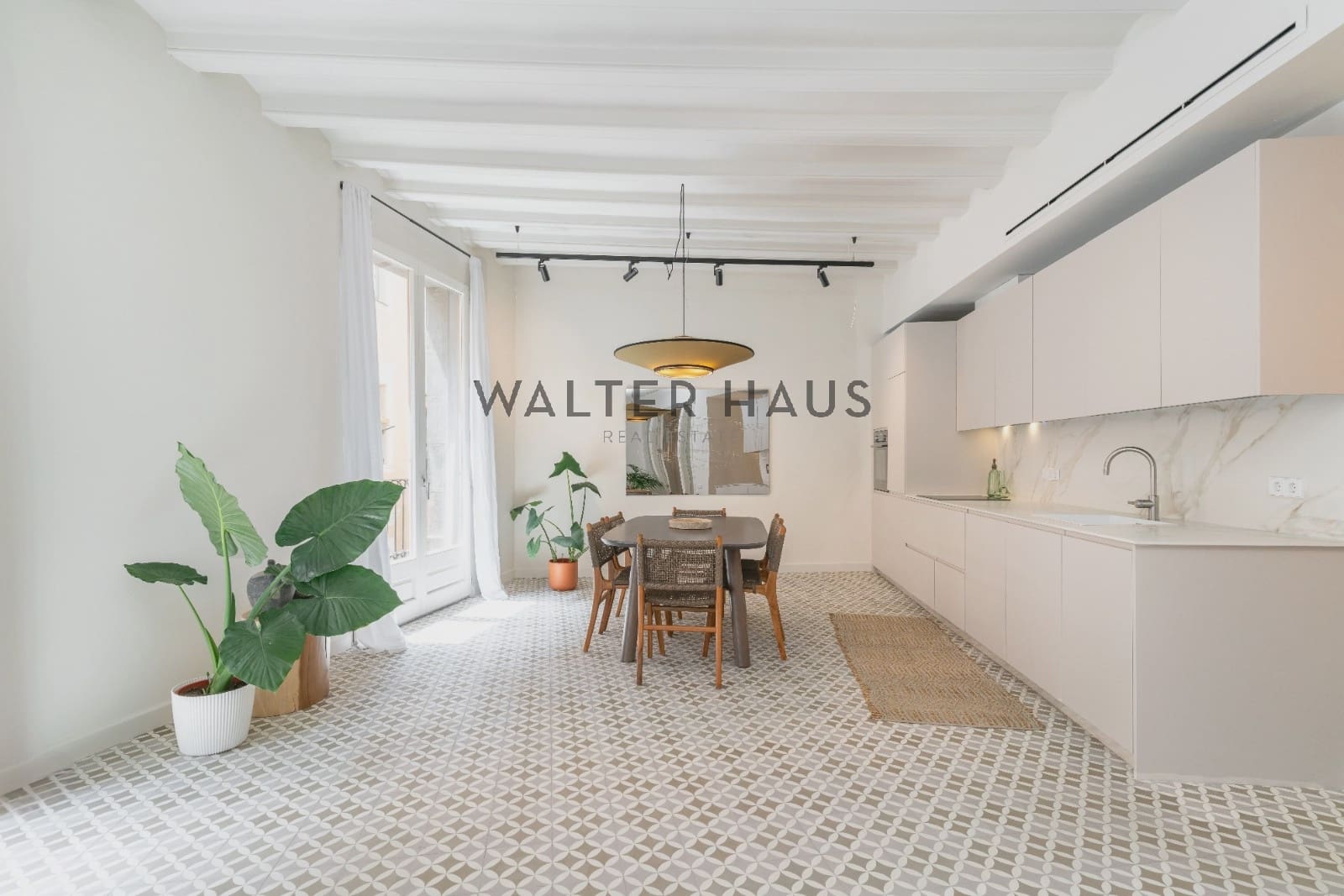 2 makuuhuone Asunto myytävänä paikassa Barcelona kaupunki - 645 000 € (Ref: 9057012)