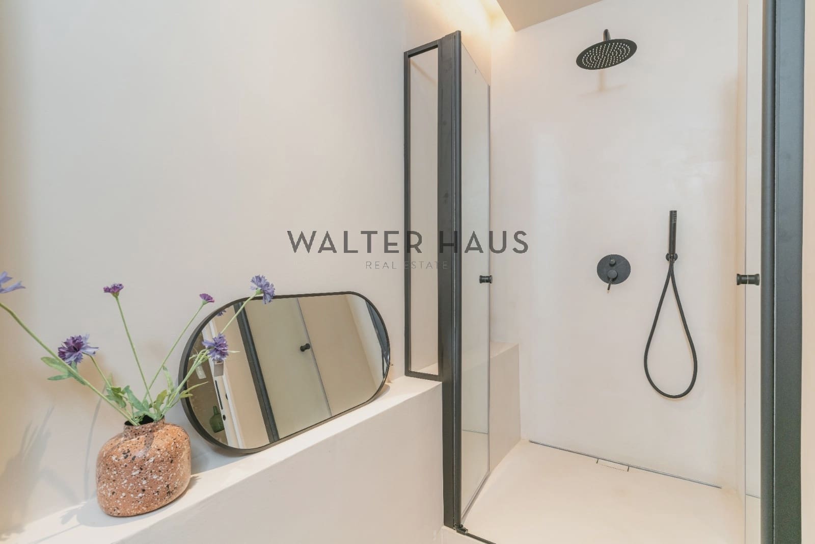 2 makuuhuone Asunto myytävänä paikassa Barcelona kaupunki - 645 000 € (Ref: 9057012)