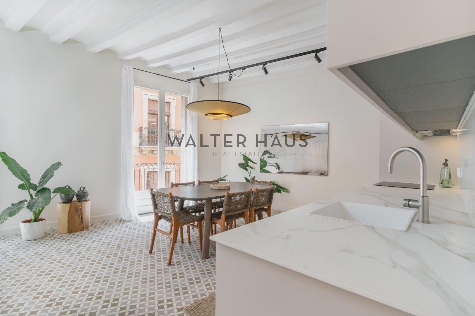 2 makuuhuone Asunto myytävänä paikassa Barcelona kaupunki - 645 000 € (Ref: 9057012)