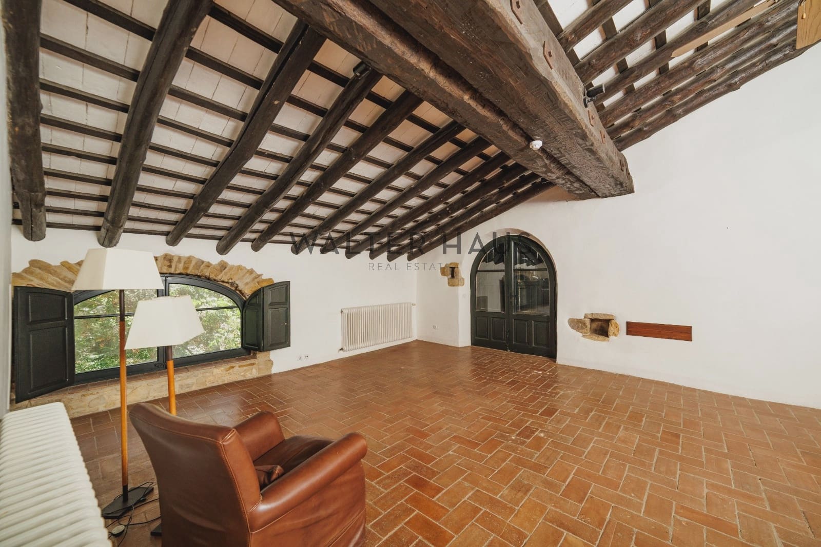 10 soverom Villa til salgs i Parlava med svømmebasseng - € 3 300 000 (Ref: 9058247)