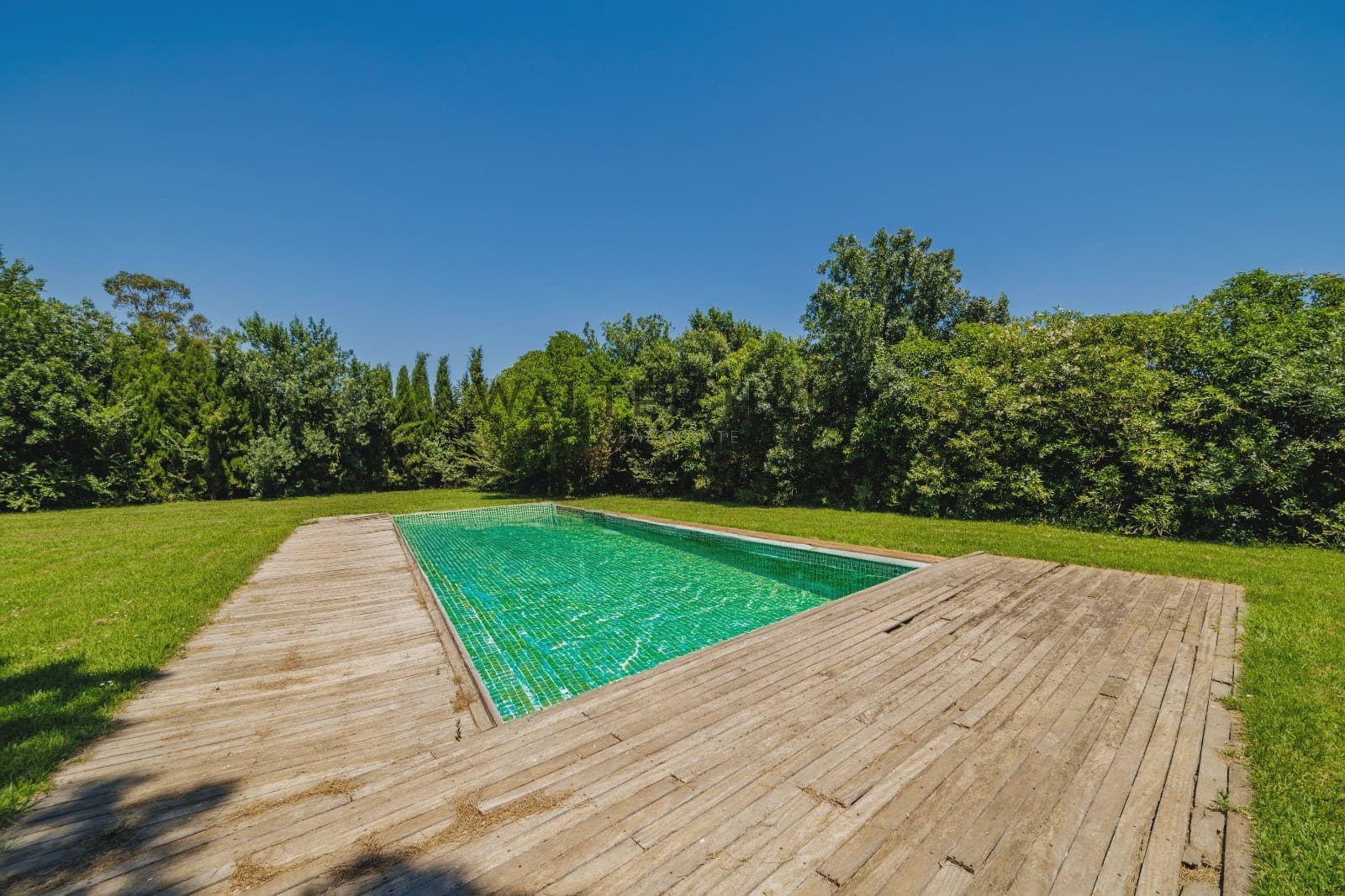 10 soverom Villa til salgs i Parlava med svømmebasseng - € 3 300 000 (Ref: 9058247)