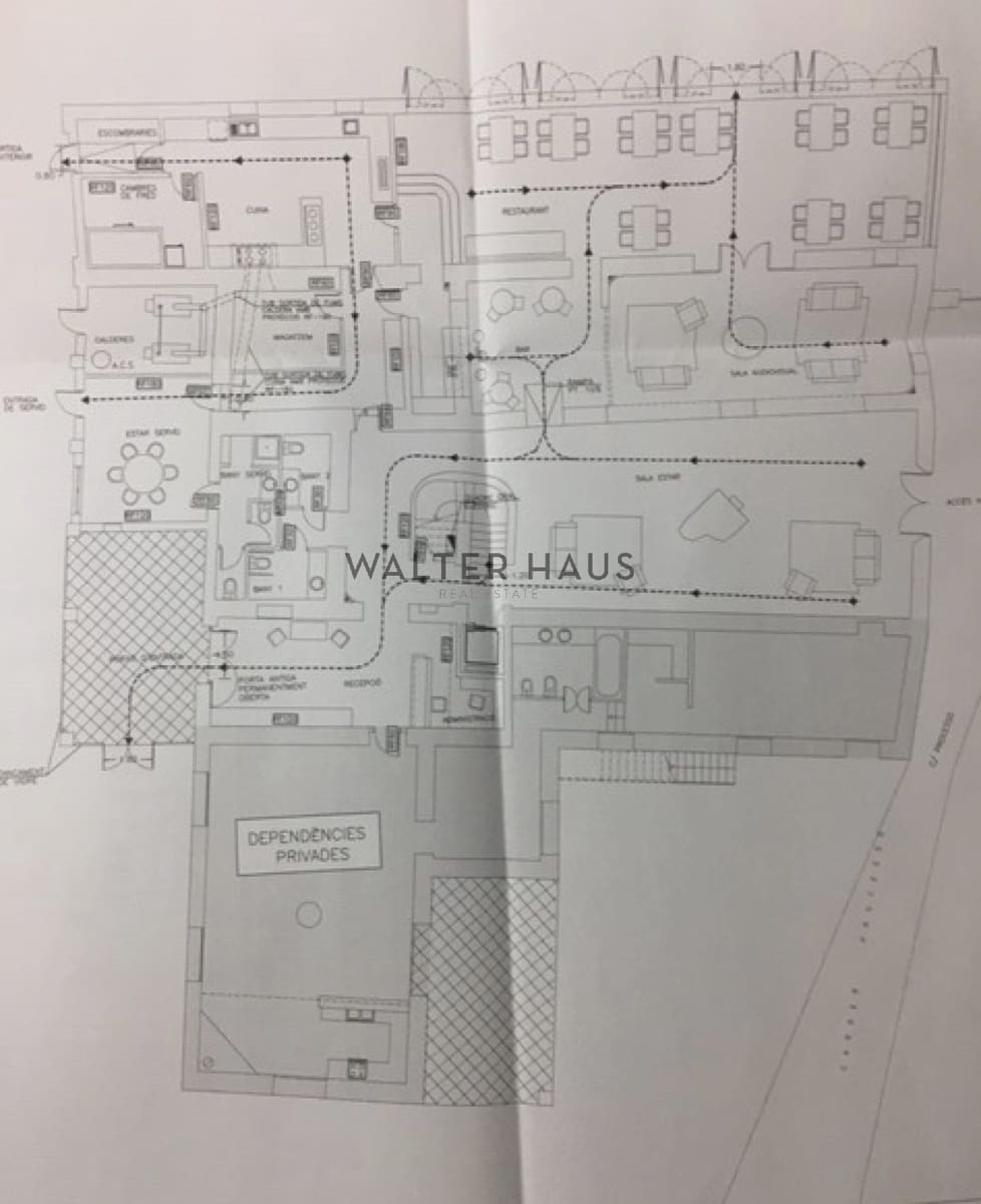 10 makuuhuone Huvila myytävänä paikassa Parlava mukana uima-altaan - 3 100 000 € (Ref: 9058247)