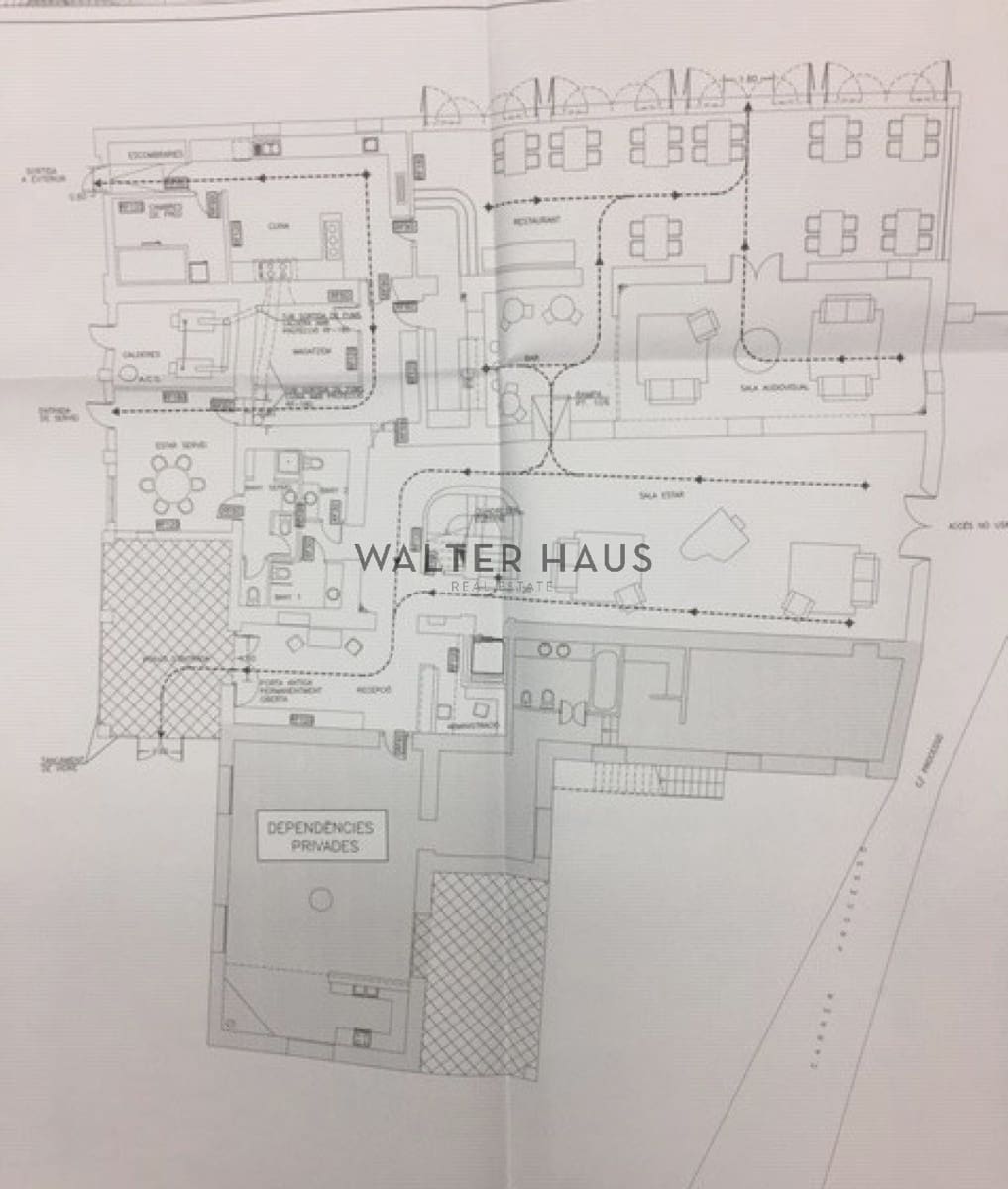 10 makuuhuone Huvila myytävänä paikassa Parlava mukana uima-altaan - 3 100 000 € (Ref: 9058247)