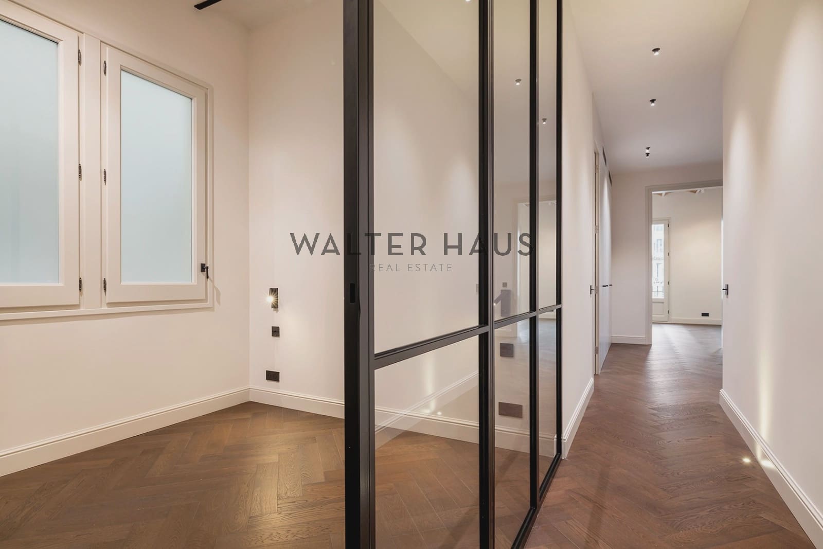 3 soveværelse Lejlighed til salg i Barcelona by - € 1.190.000 (Ref: 9058248)