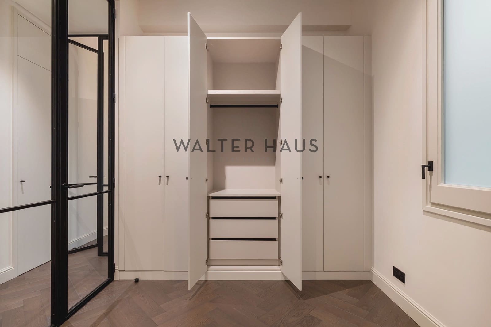 3 soveværelse Lejlighed til salg i Barcelona by - € 1.190.000 (Ref: 9058248)