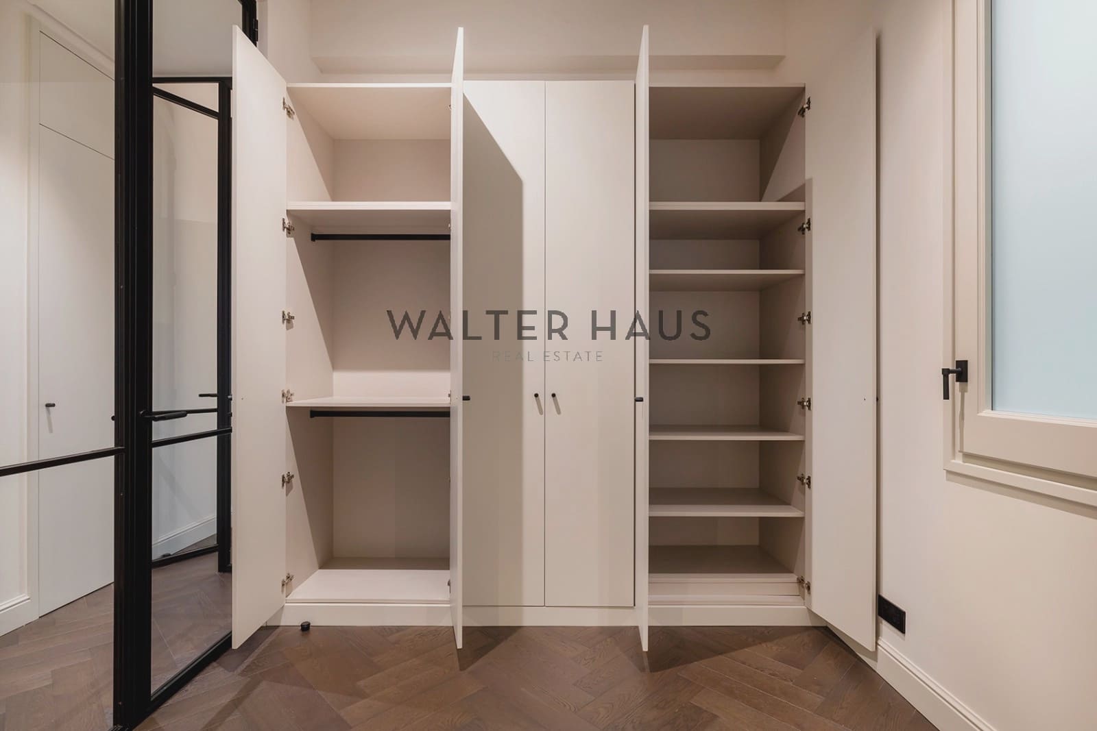 3 soveværelse Lejlighed til salg i Barcelona by - € 1.190.000 (Ref: 9058248)