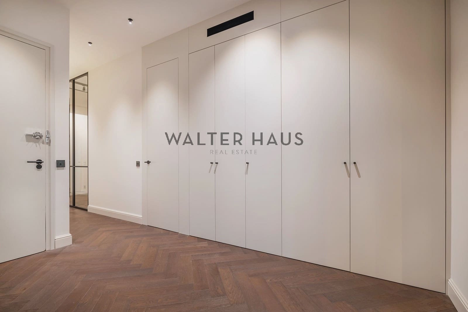 3 soveværelse Lejlighed til salg i Barcelona by - € 1.190.000 (Ref: 9058248)