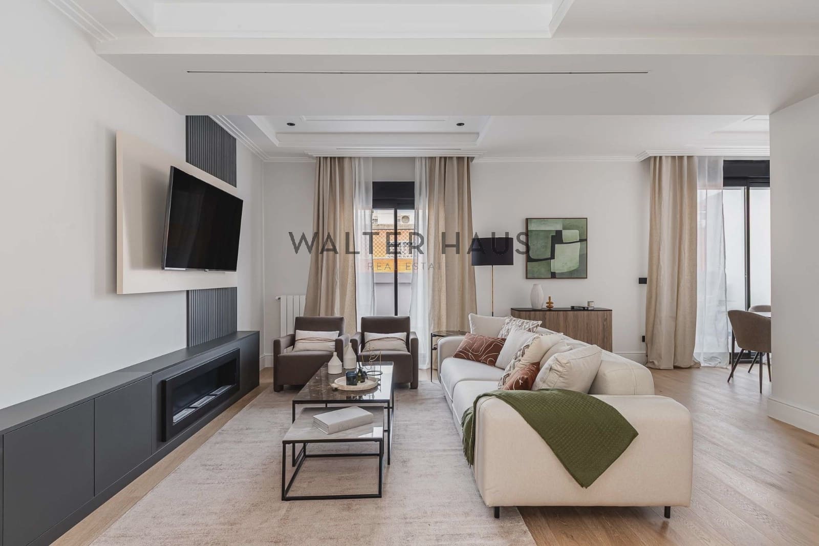 3 slaapkamer Penthouse te koop in Madrid stad met zwembad - € 2.385.000 (Ref: 9058352)