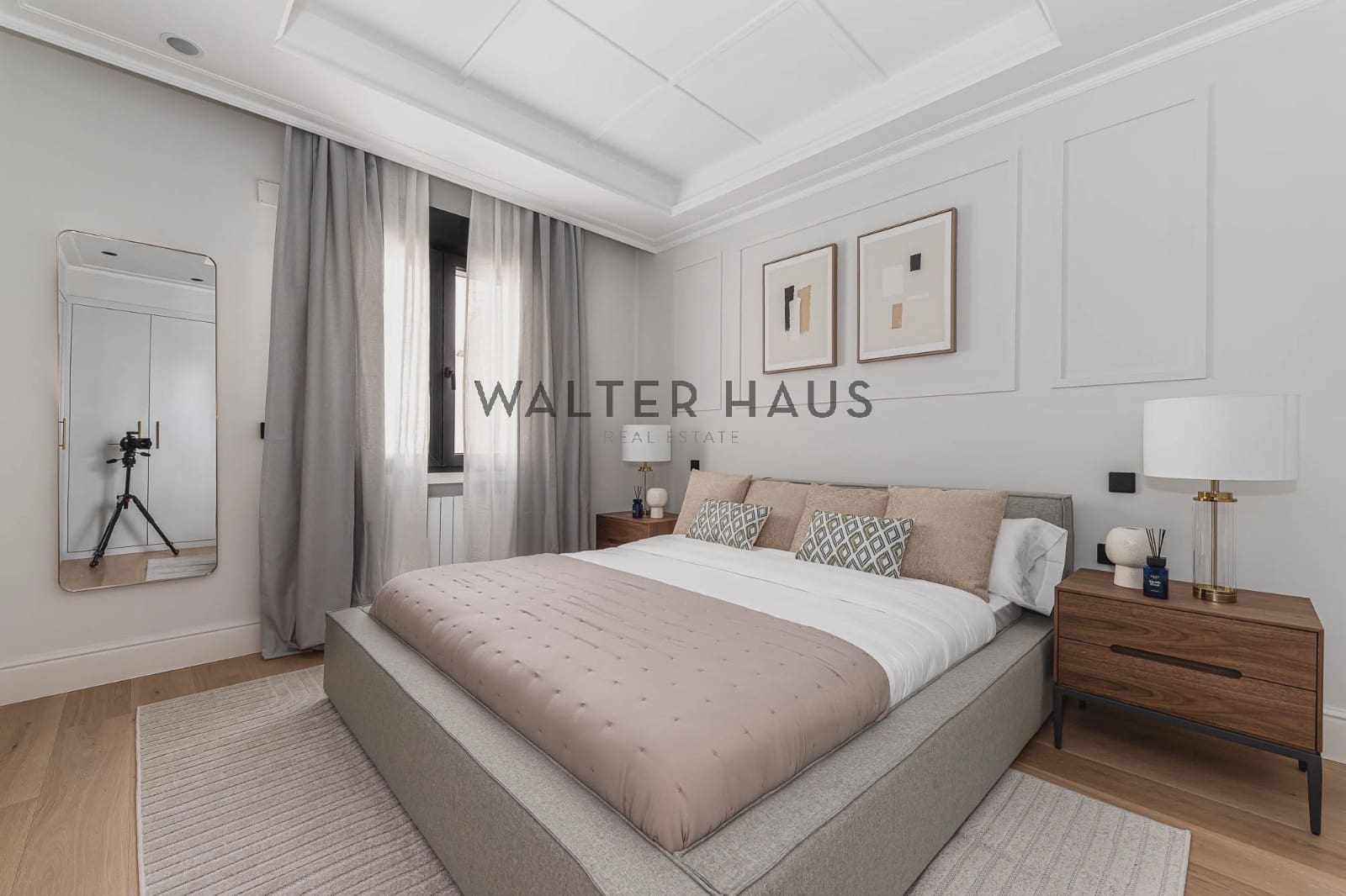 3 slaapkamer Penthouse te koop in Madrid stad met zwembad - € 2.385.000 (Ref: 9058352)